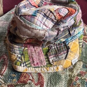 Magnolia pearl bucket hat